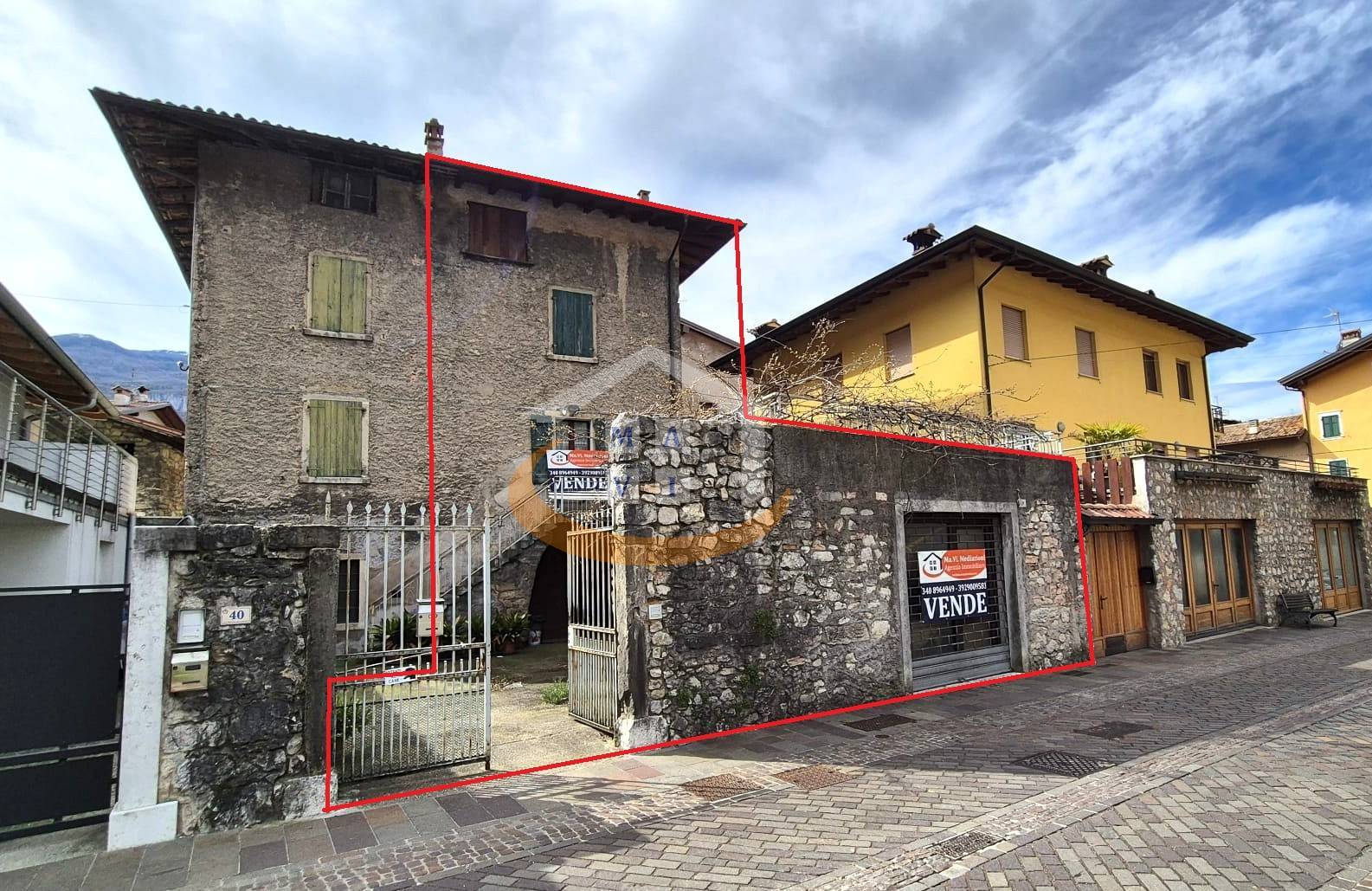 Porzione di casa in vendita a Nago-Torbole