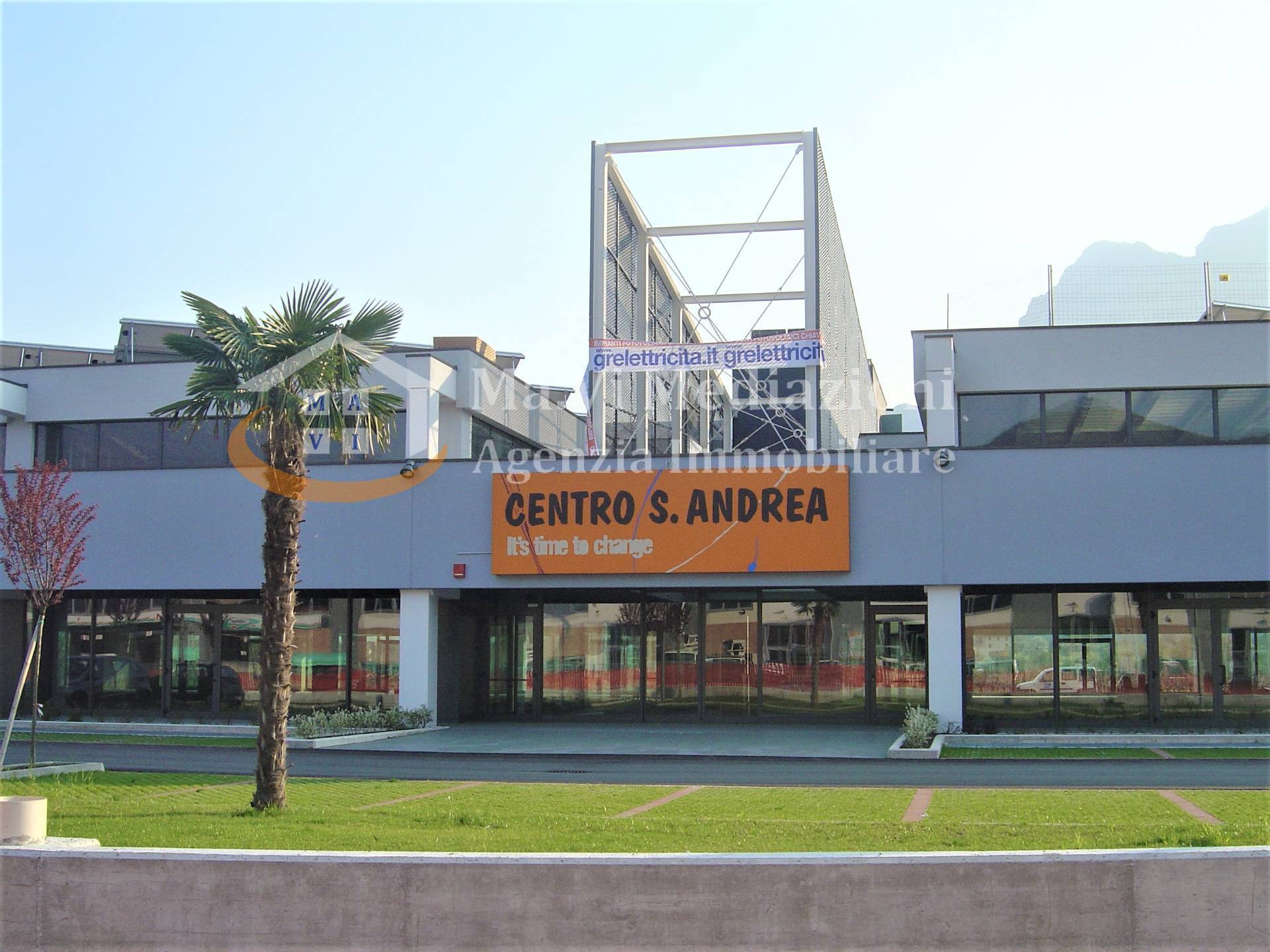 Locale commerciale  a Arco
