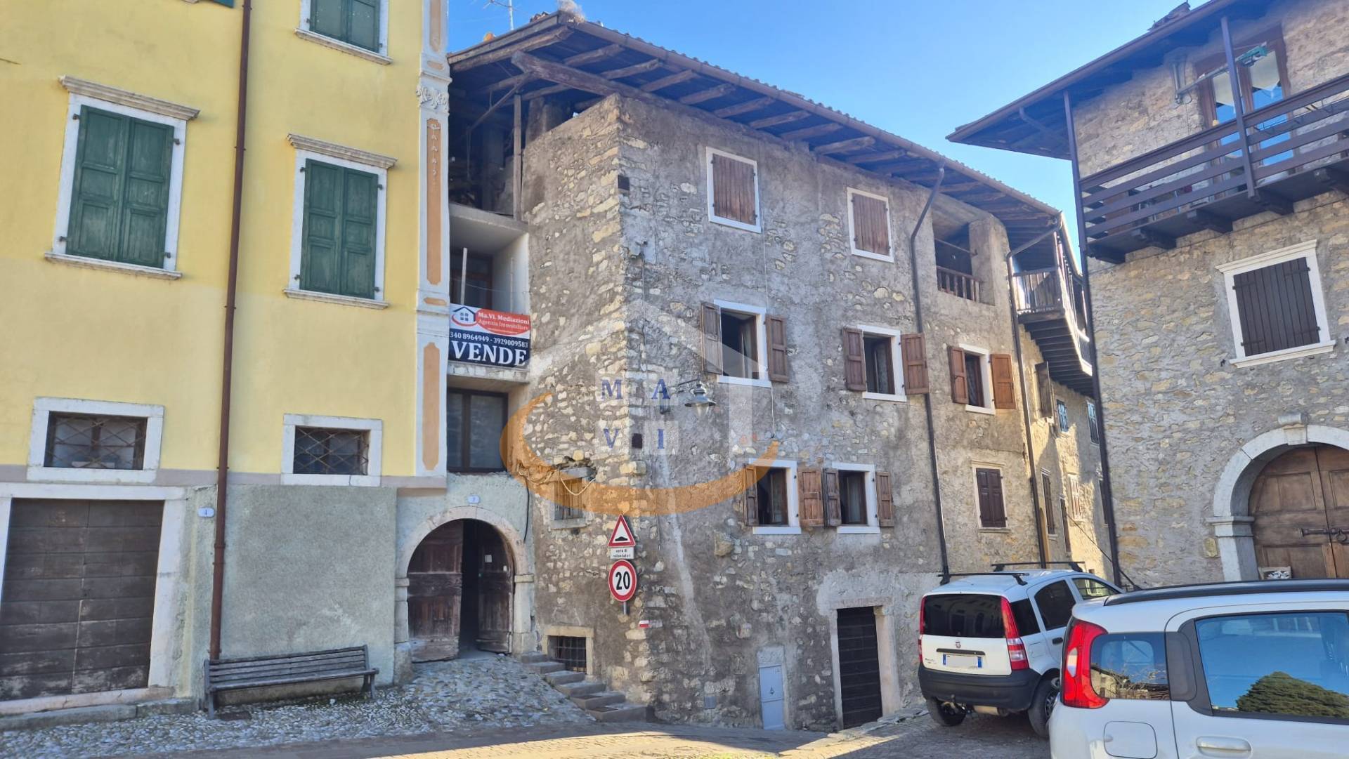 Porzione di casa in vendita a Tenno