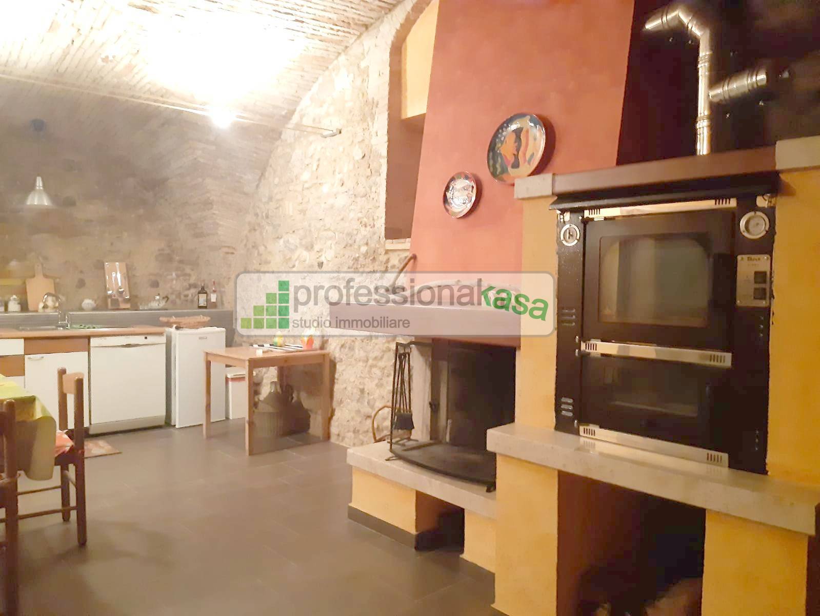 Appartamento con ingresso indipendente in Vendita - Vasto Chieti Centrale