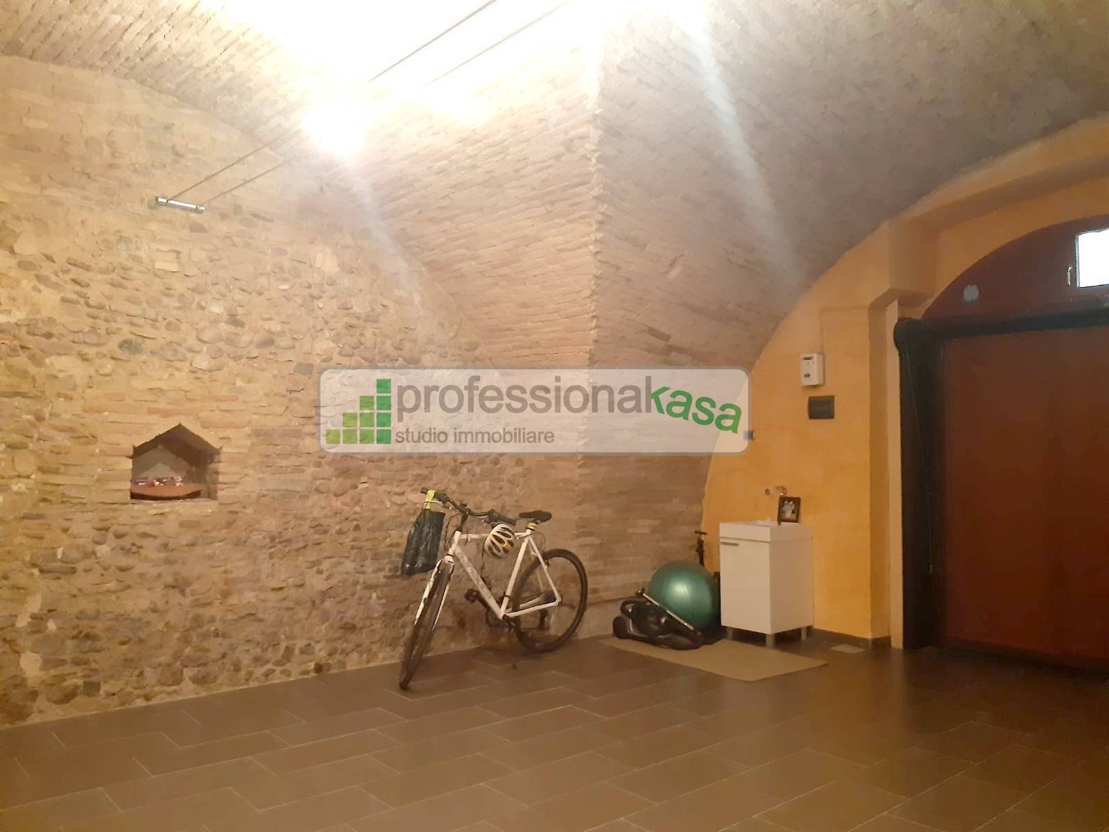 Appartamento con ingresso indipendente in Vendita - Vasto Chieti Centrale