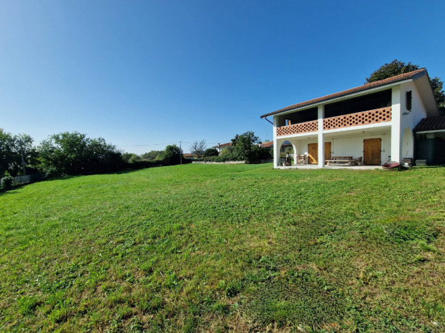 Casa indipendente in vendita a Artegna (UD)