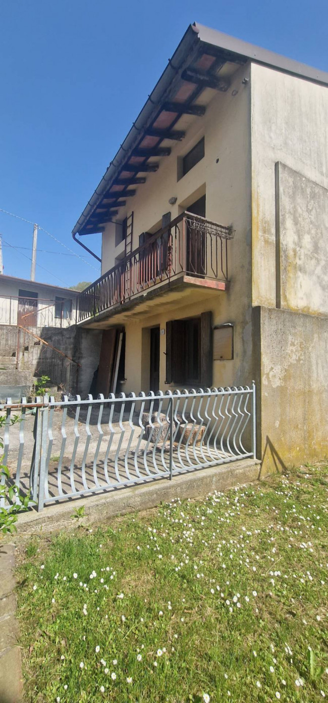 Appartamento in vendita a Chialminis, Nimis (UD)