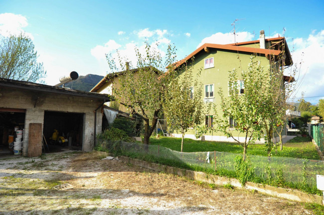 Casa indipendente in vendita a Tolmezzo (UD)