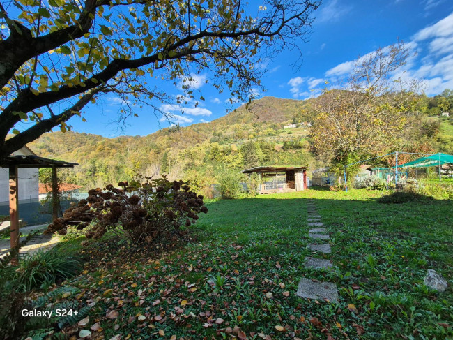 Casa indipendente in vendita a Cergneu, Nimis (UD)