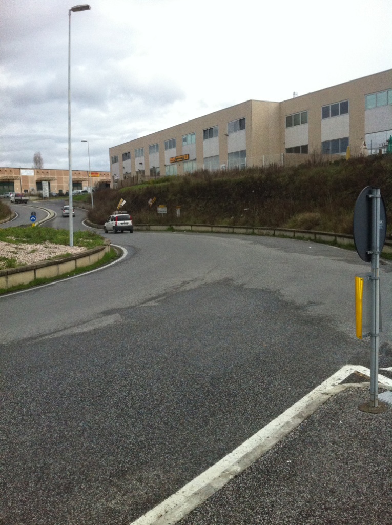 Capannone Commerciale LIVORNO vendita  Coteto  Megaron Immobiliare - Pisa - Pontedera - Livorno - Lucca