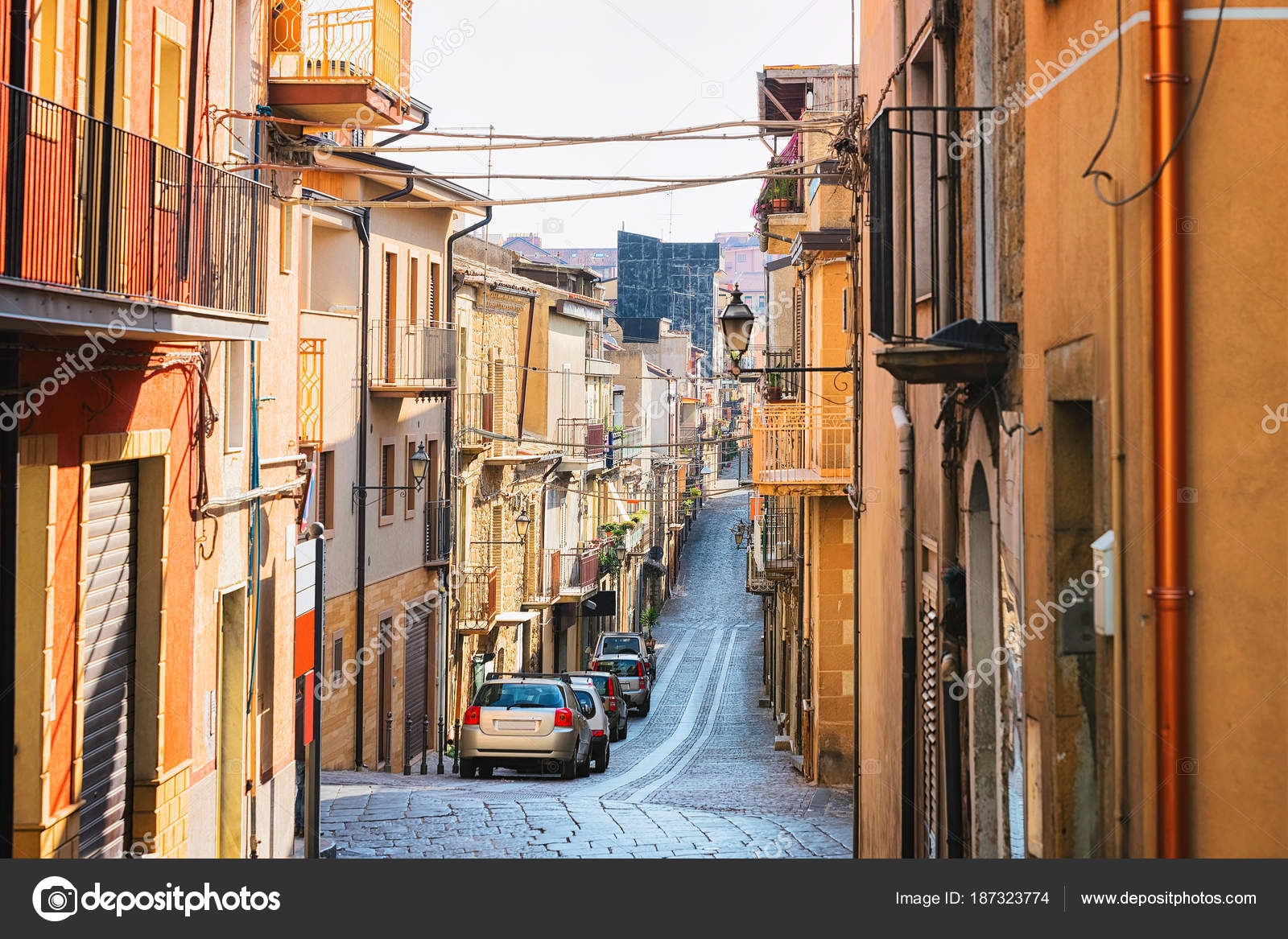  aidone vendita quart:  megaron immobiliare - pisa - pontedera - livorno - lucca