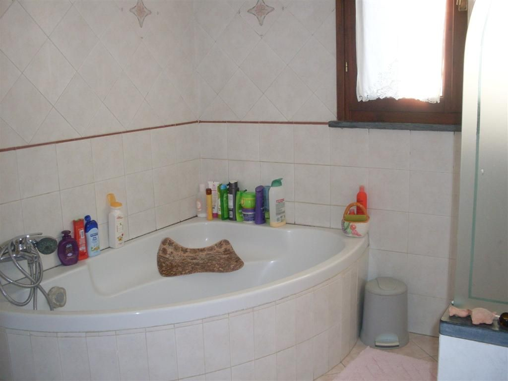  casciana terme lari vendita quart:  megaron immobiliare - pisa - pontedera - livorno - lucca