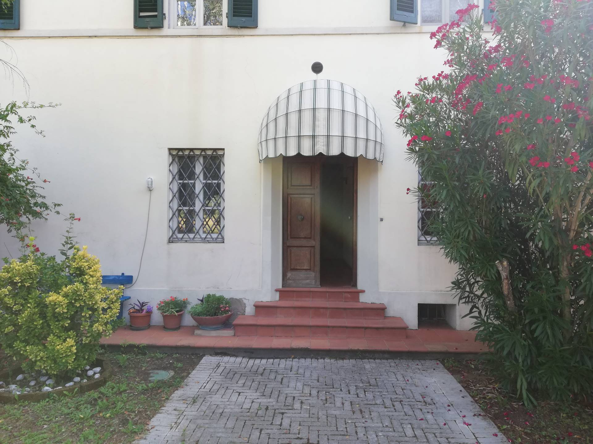  capannori vendita quart:  megaron immobiliare - pisa - pontedera - livorno - lucca