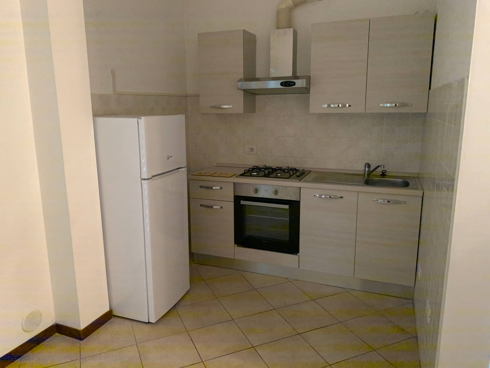  lucca vendita quart: san vito megaron-immobiliare-pisa-pontedera-livorno-lucca