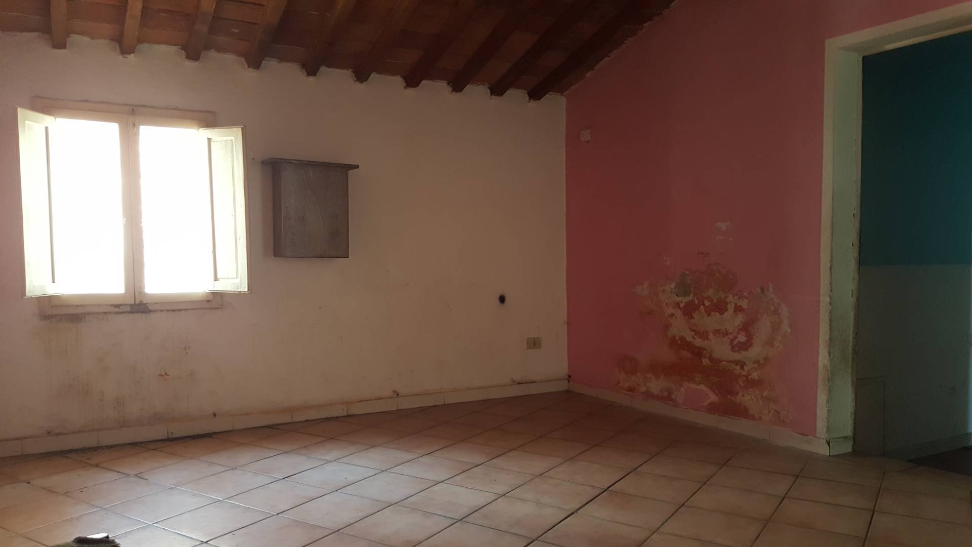  castelfranco-di-sotto vendita quart:  megaron-immobiliare-pisa-pontedera-livorno-lucca