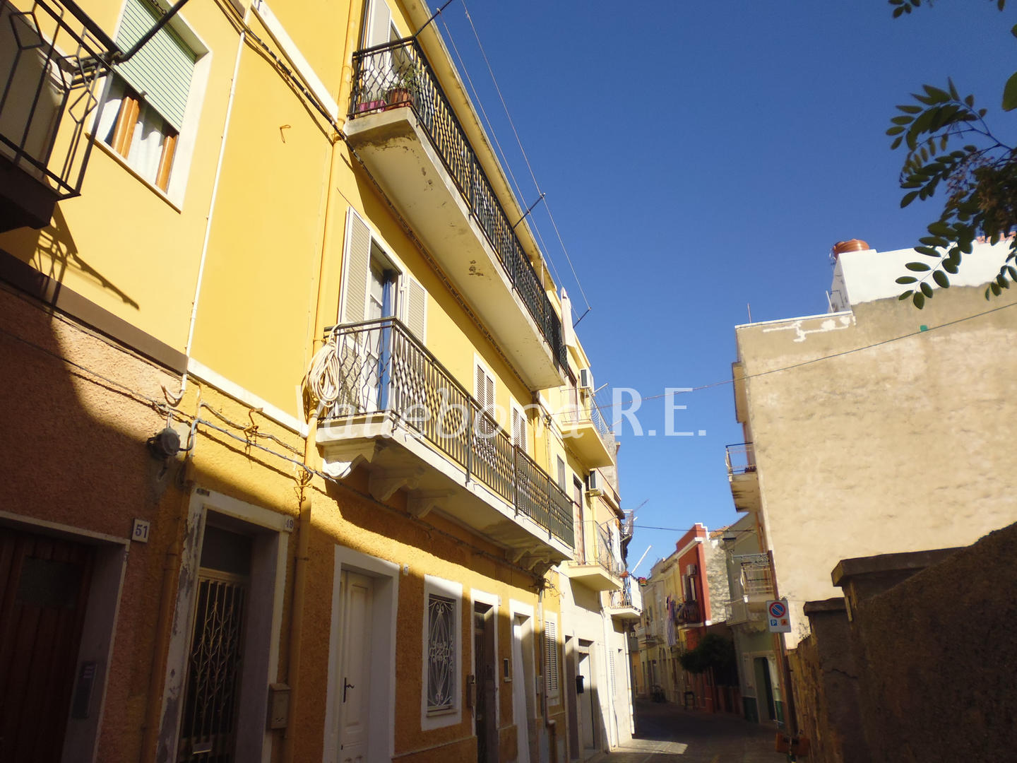 Appartamento ITALIA vendita  Carloforte Paese/City centre  Vallebona Real Estate srl