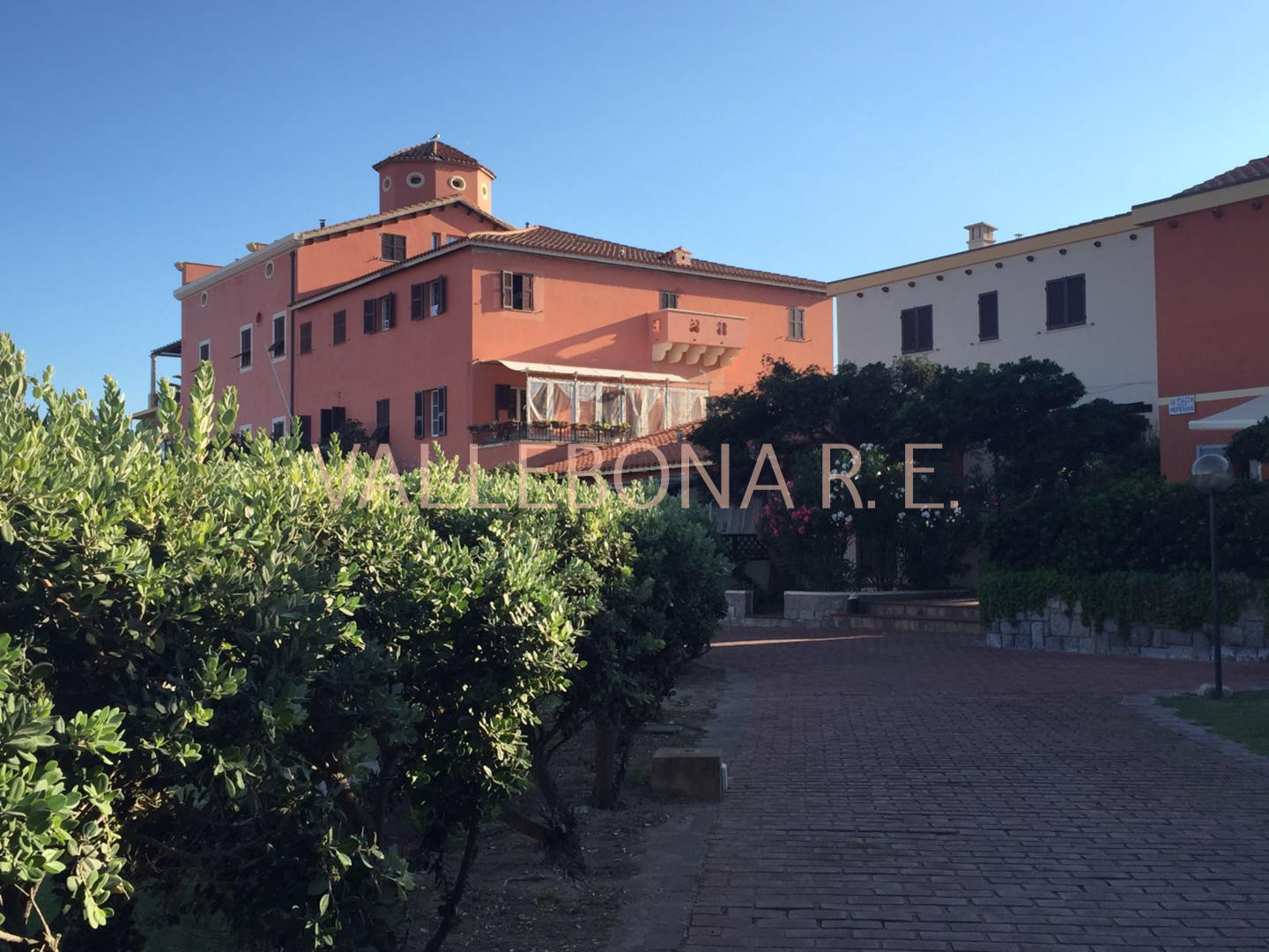 Appartamento ITALIA vendita  Carloforte fuori paese/Outside town  Vallebona Real Estate srl