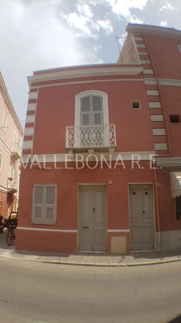 Appartamento ITALIA vendita  Carloforte Paese/City centre  Vallebona Real Estate srl