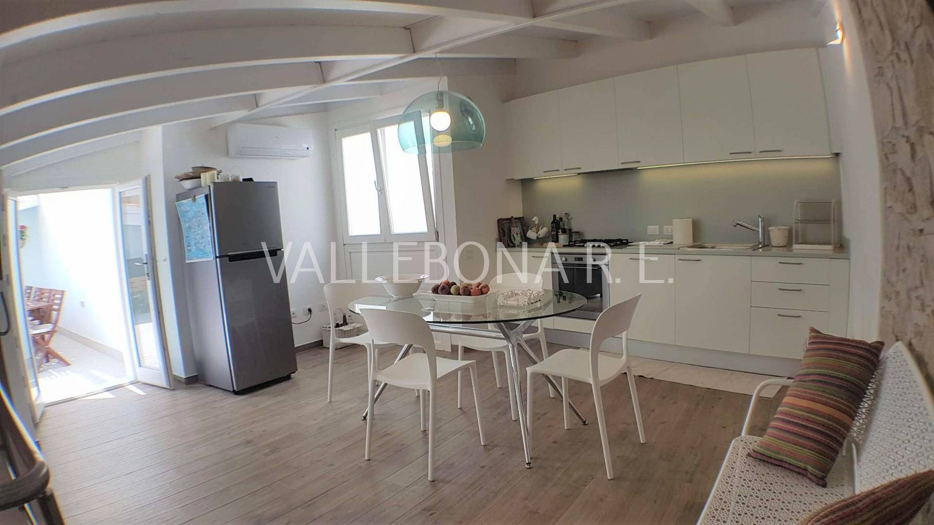 Appartamento ITALIA vendita  Carloforte Paese/City centre  Vallebona Real Estate srl