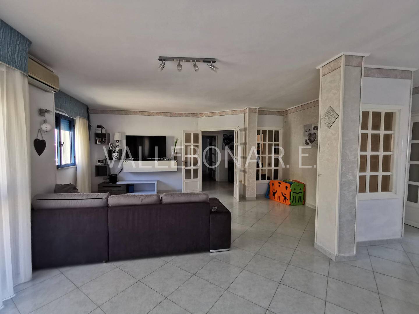 Appartamento ITALIA vendita  Carloforte Paese/City centre  Vallebona Real Estate srl