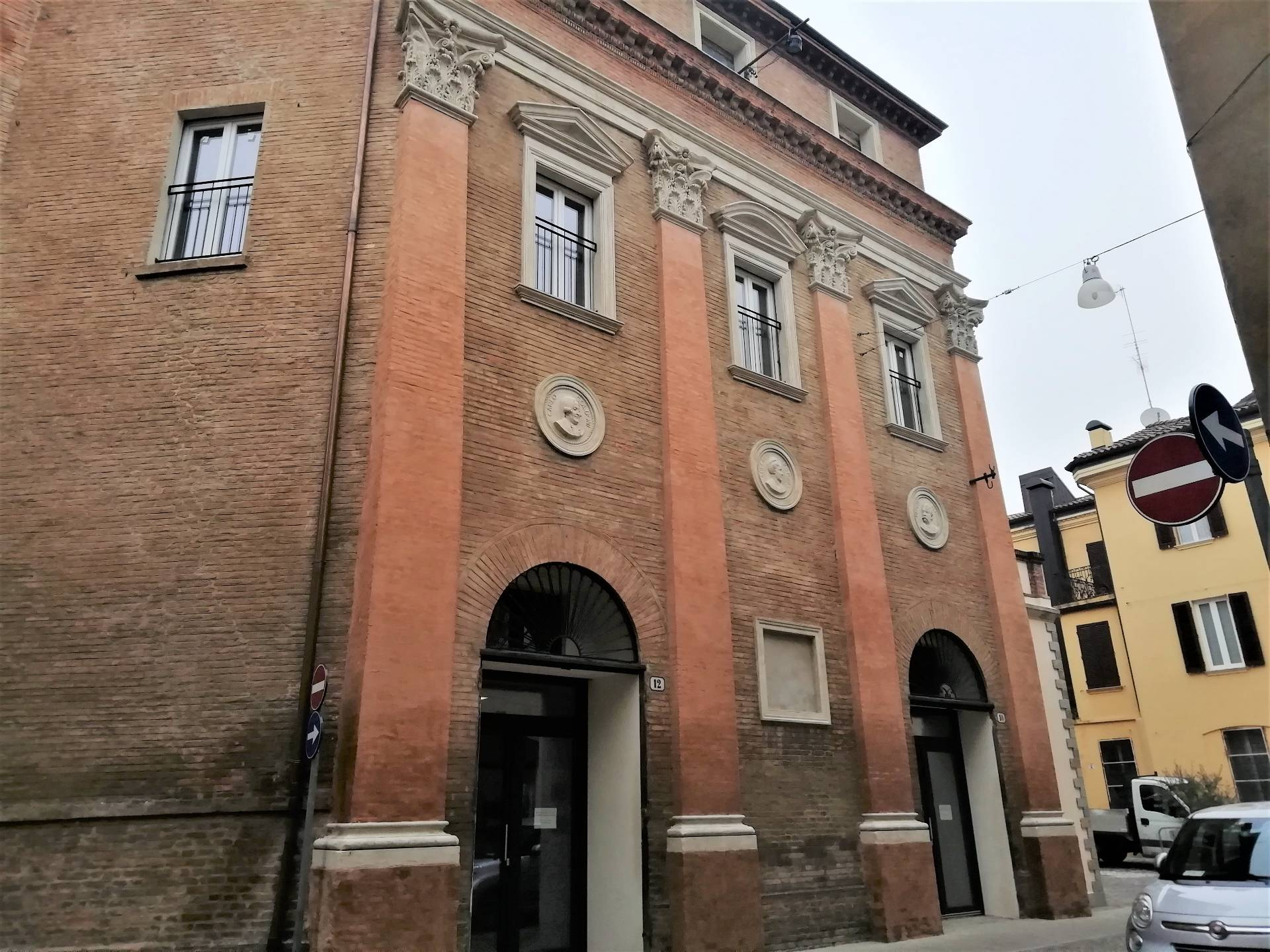 Appartamento FERRARA vendita  Centro storico  Alberto Cocchi - Agente Immobiliare