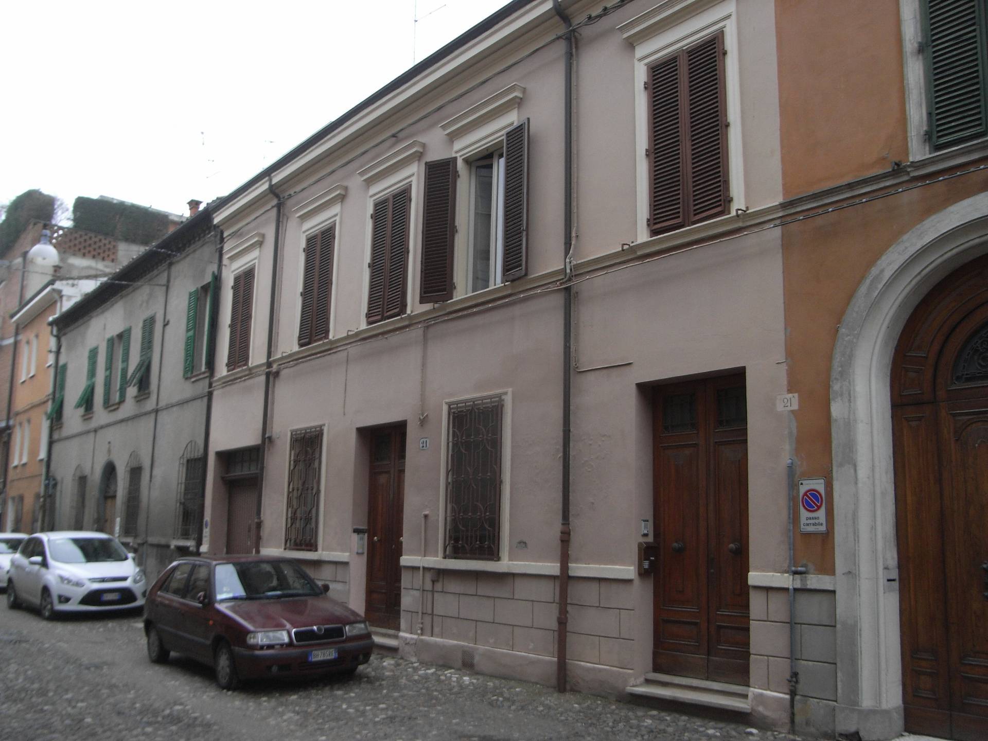  ferrara affitto quart: centro storico alberto cocchi - agente immobiliare