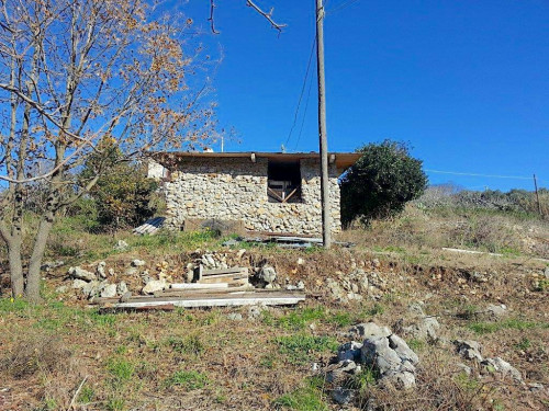 Casa indipendente in vendita a Gaeta (LT)