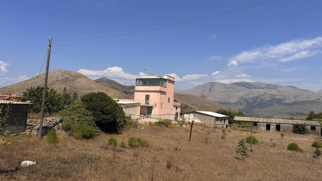 Casa indipendente in vendita a Gaeta (LT)