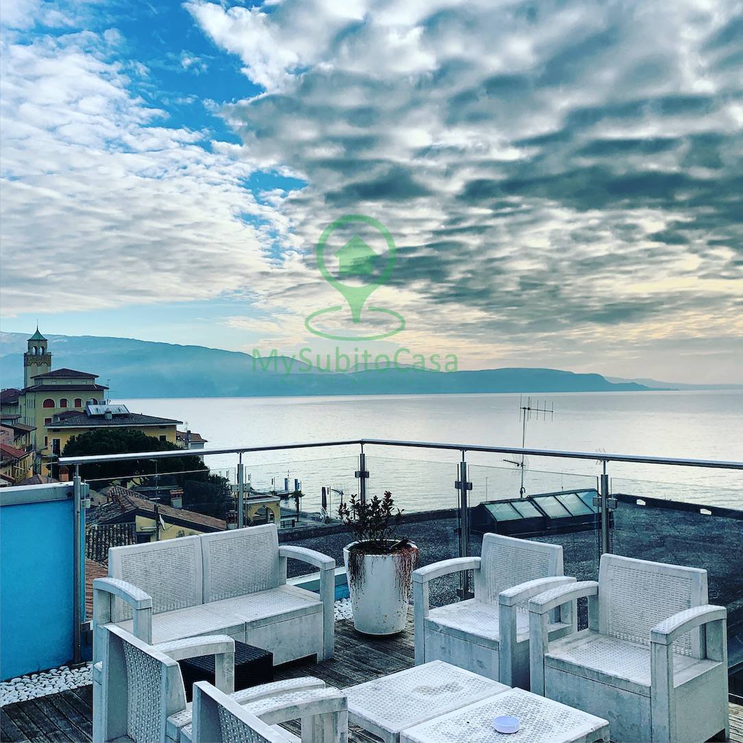 Albergo/Hotel in vendita a Gardone Riviera (BS)