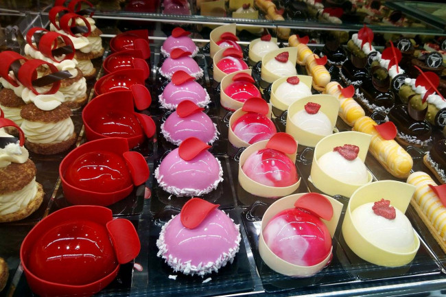 Attività commerciale in Vendita a Desenzano del Garda