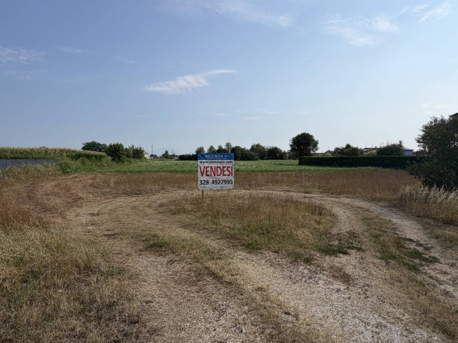 Terreno edificabile in Vendita a Montichiari