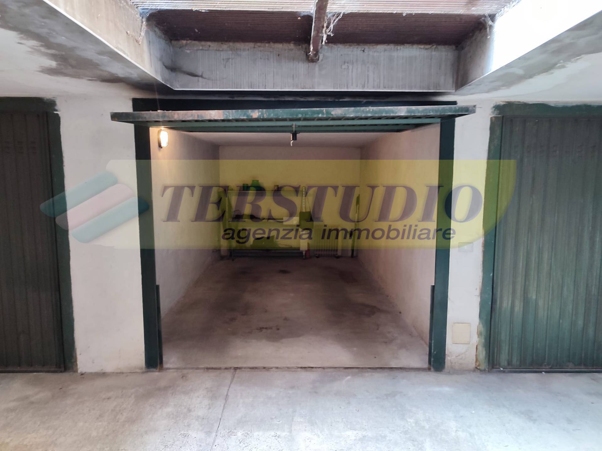 Garage/Box/Posto auto in vendita a Terno D'isola (BG)