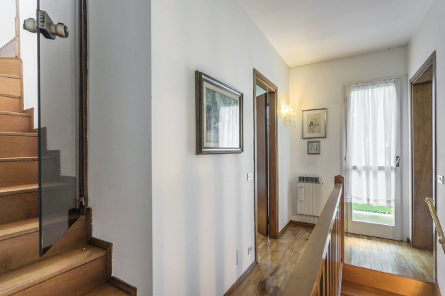 Villette a schiera in vendita a Mozzo