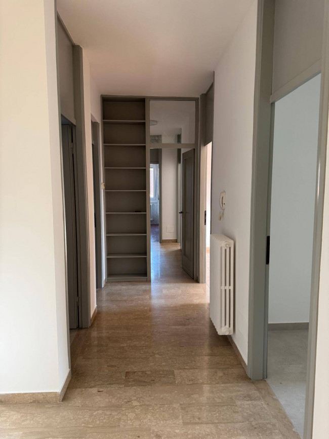 Pentalocale in affitto a Treviolo