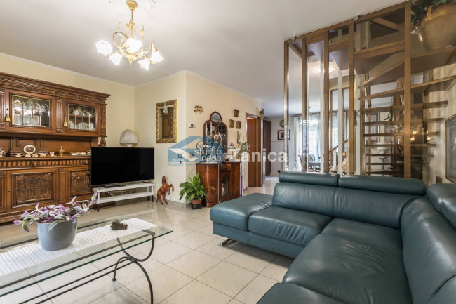 Villette a schiera in vendita a Bergamo