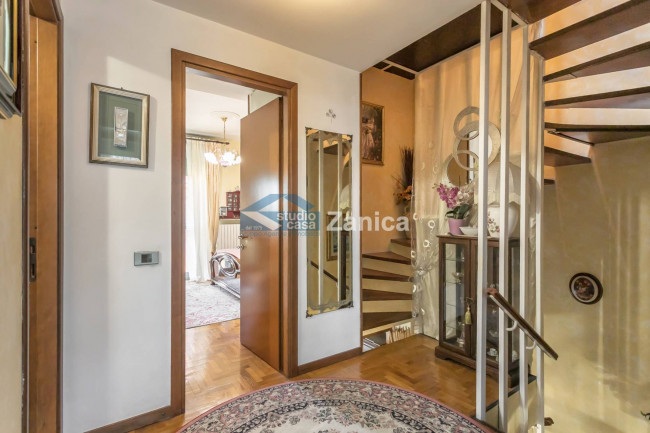 Villette a schiera in vendita a Bergamo