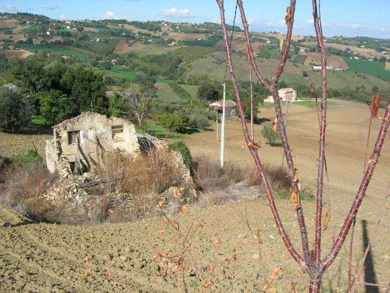  monteleone di fermo vendita quart:  re casa immobiliare s.r.l.