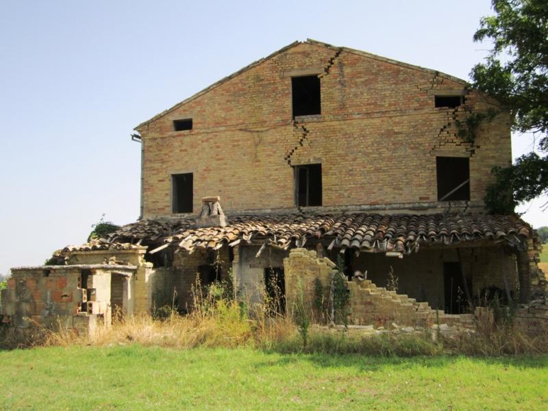 Villa Unifamiliare - Indipendente MONTEGIORGIO vendita  Alteta  Re Casa Immobiliare S.R.L.