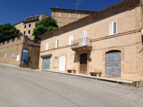 casa indipendente in via borgo a Monte Vidon Corrado