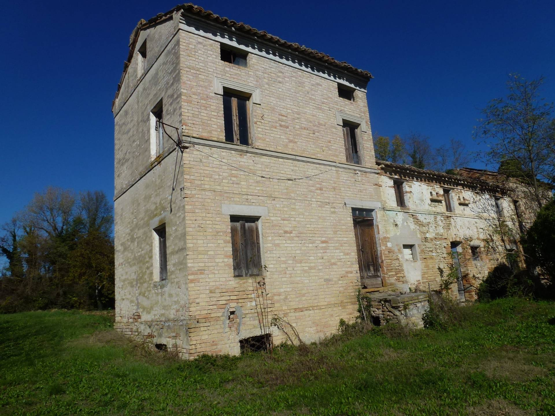  montegiorgio vendita quart: piane di montegiorgio re casa immobiliare s.r.l.