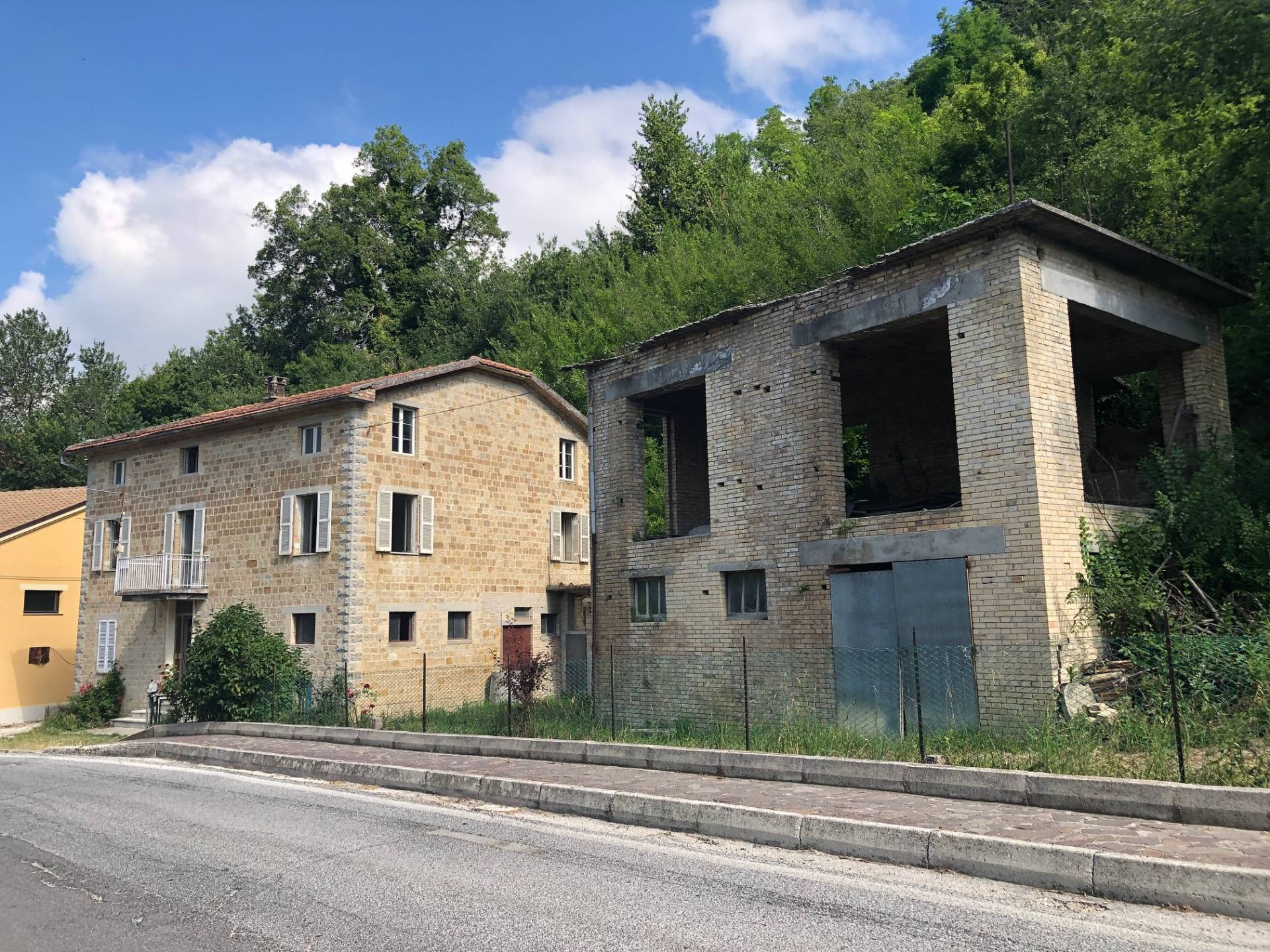 Villa Unifamiliare - Indipendente PENNA SAN GIOVANNI vendita    Re Casa Immobiliare S.R.L.