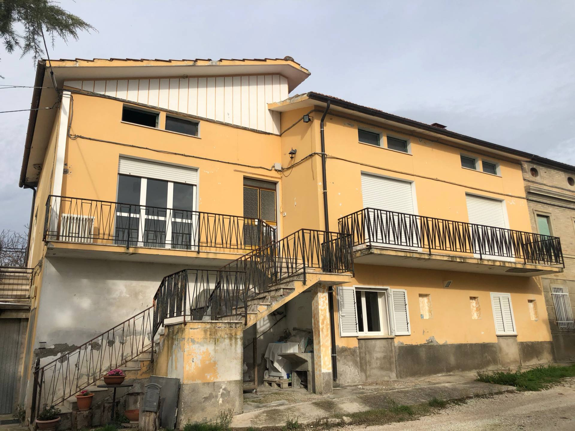  montegiorgio vendita quart:  re-casa-immobiliare-s.r.l.