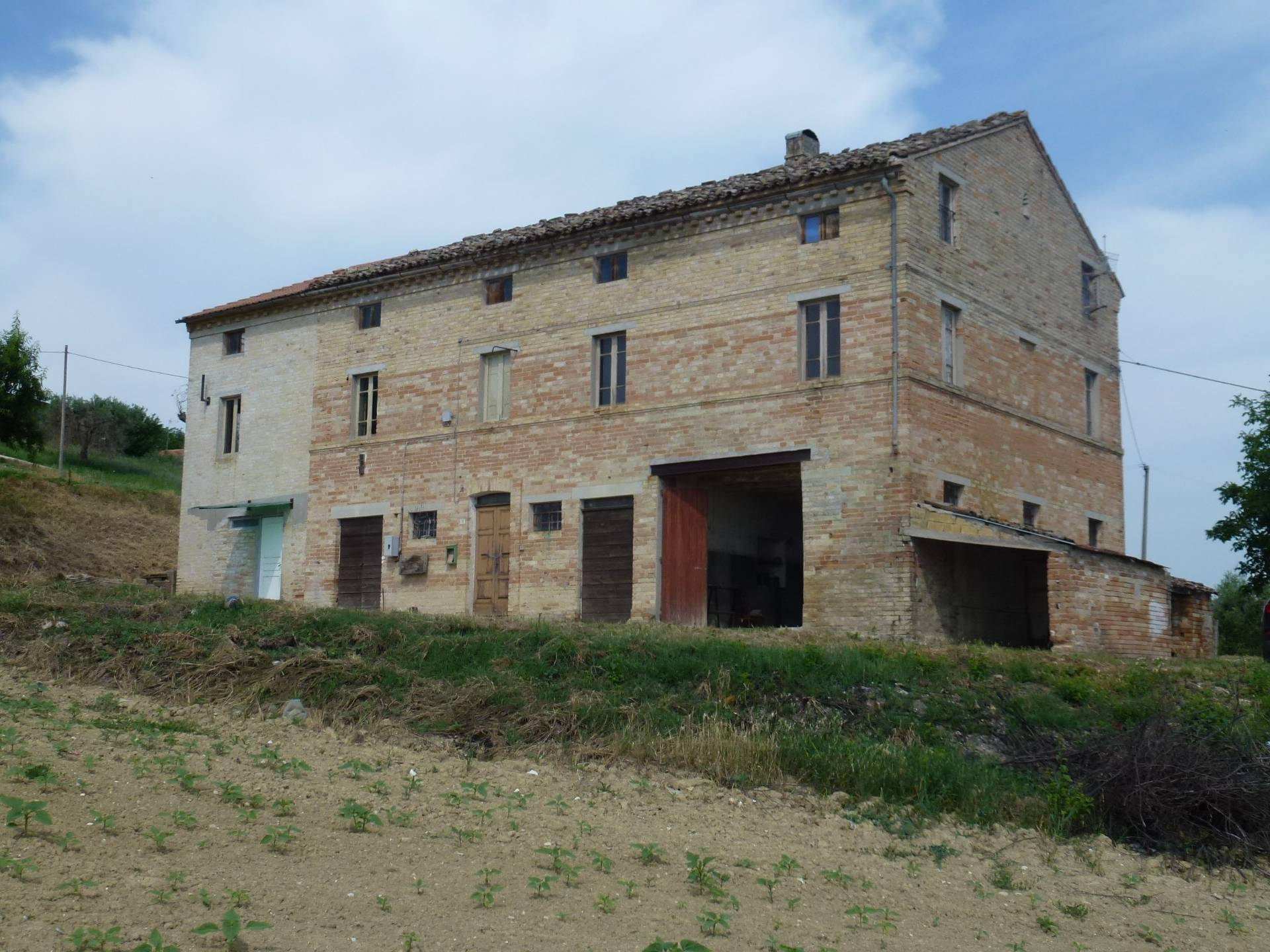 Villa Unifamiliare - Indipendente RAPAGNANO vendita    Re Casa Immobiliare S.R.L.