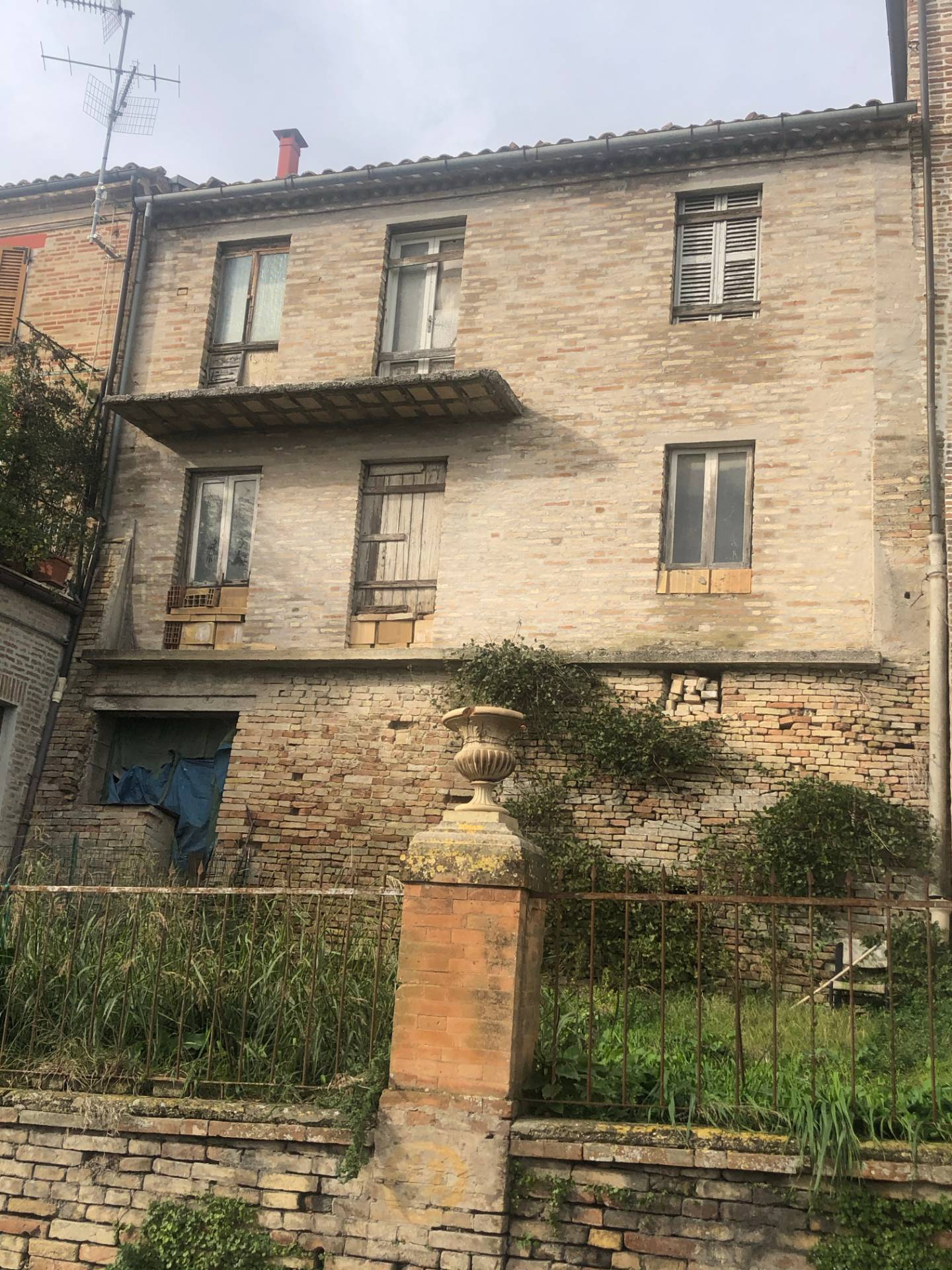  montegiorgio vendita quart:  re casa immobiliare s.r.l.