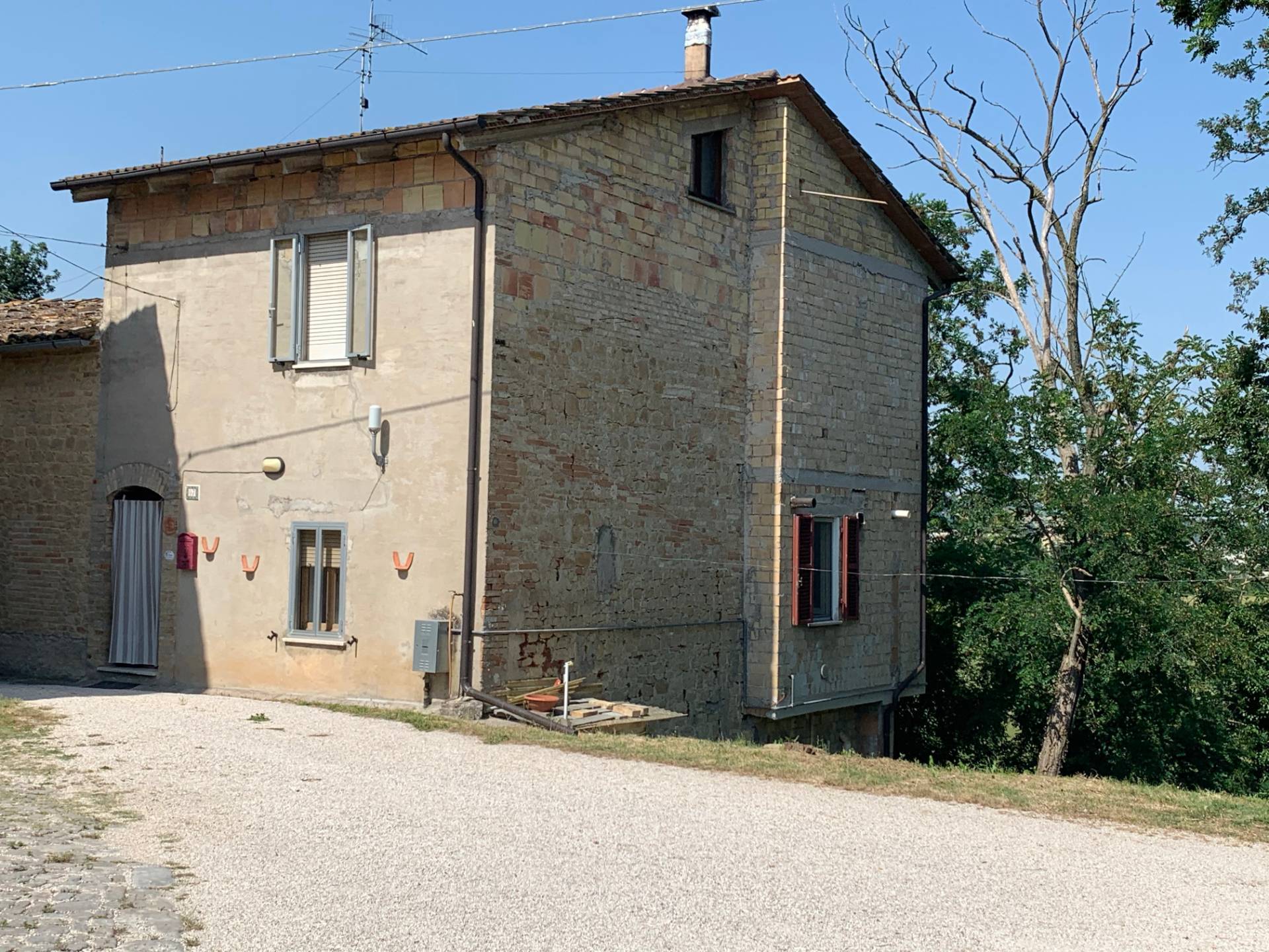  falerone vendita quart: piane di falerone re casa immobiliare s.r.l.