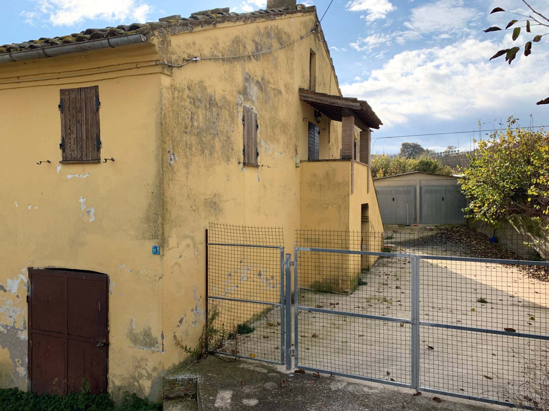 Villa Unifamiliare - Indipendente MONTEGIORGIO vendita    Re Casa Immobiliare S.R.L.