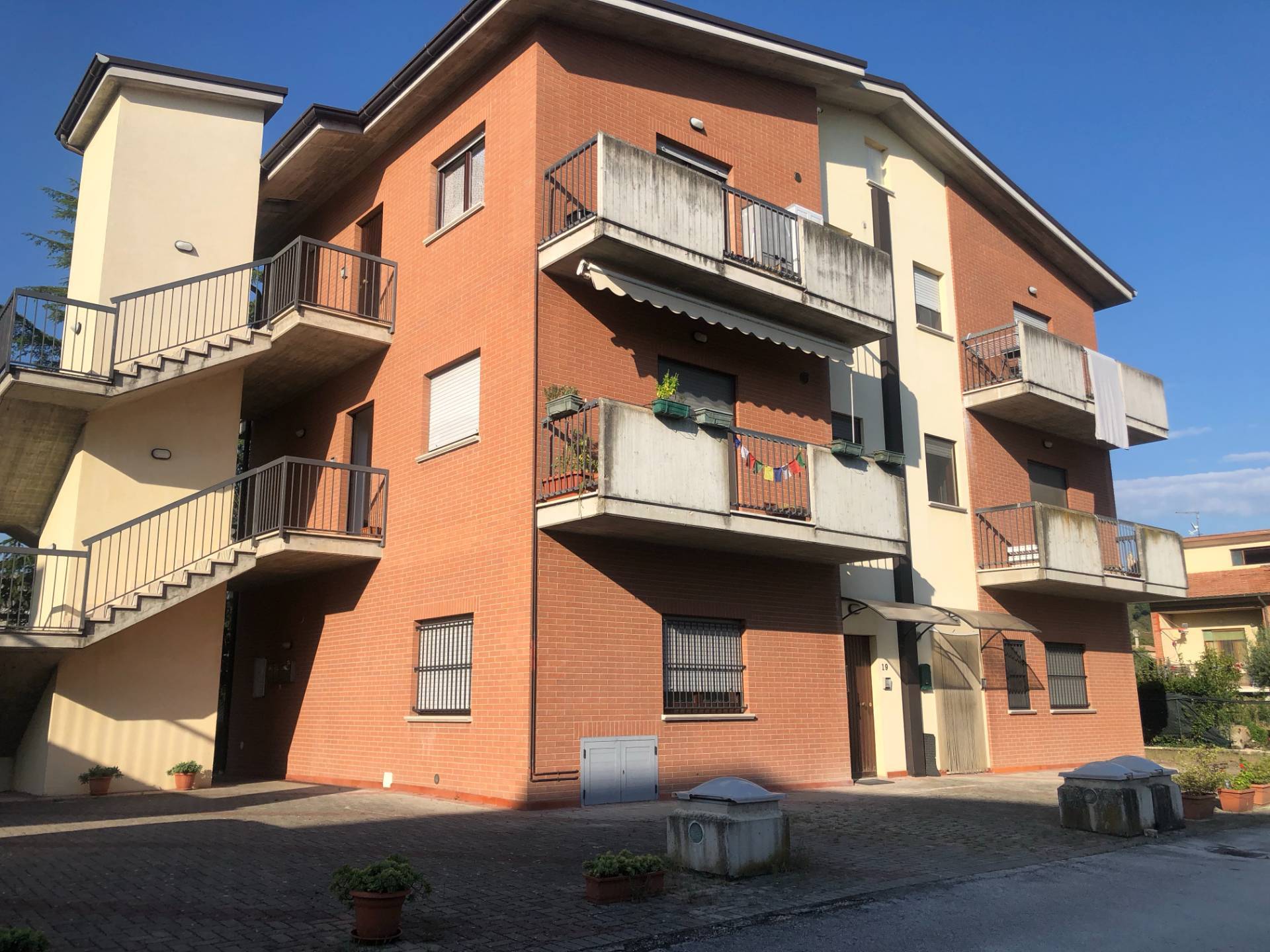 Appartamento FALERONE vendita  Piane di Falerone  Re Casa Immobiliare S.R.L.