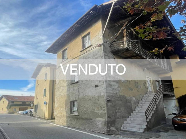Rustico in vendita a Veduggio con Colzano