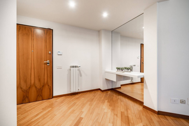 Appartamento in vendita a Besana in Brianza