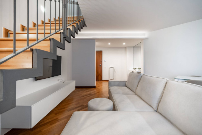 Appartamento in vendita a Besana in Brianza