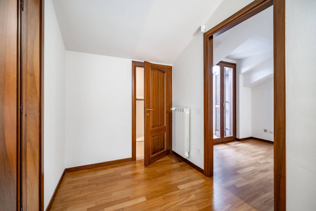 Appartamento in vendita a Besana in Brianza