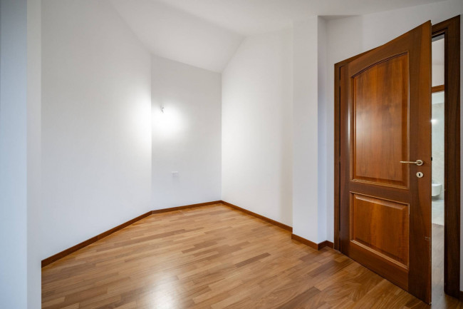 Appartamento in vendita a Besana in Brianza