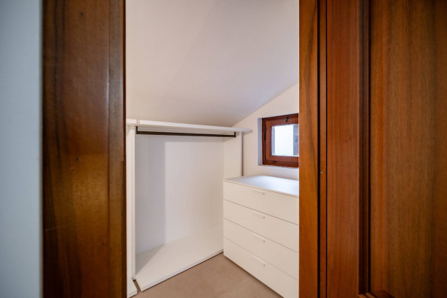 Appartamento in vendita a Besana in Brianza