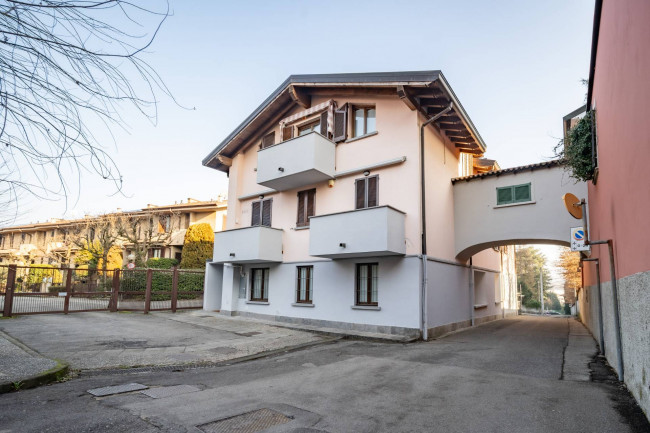 Appartamento in vendita a Veduggio con Colzano